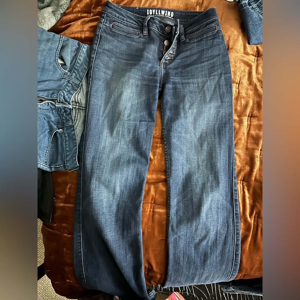 Good pair of idle wind jeans have be. Worn as shown in pics